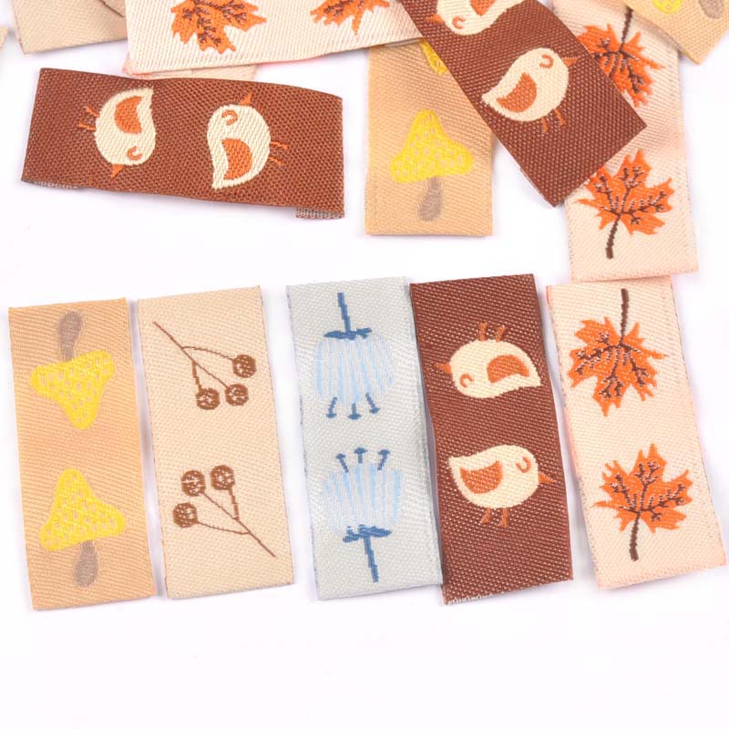 50Pcs Maple/Mushroom Embroider - Sewing Labels review and price